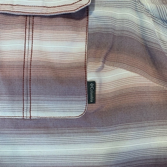 Columbia Women’s Omni-Wick Button Up Shirt with Vented Back, Size M - Picture 4 of 9